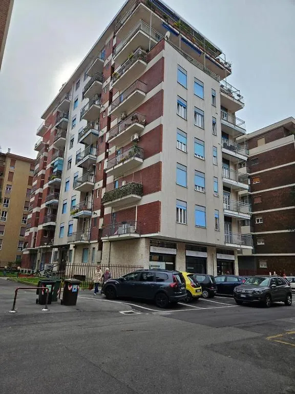 Guesthouse - Metro M1 Sesto Rondo Sesto San Giovanni